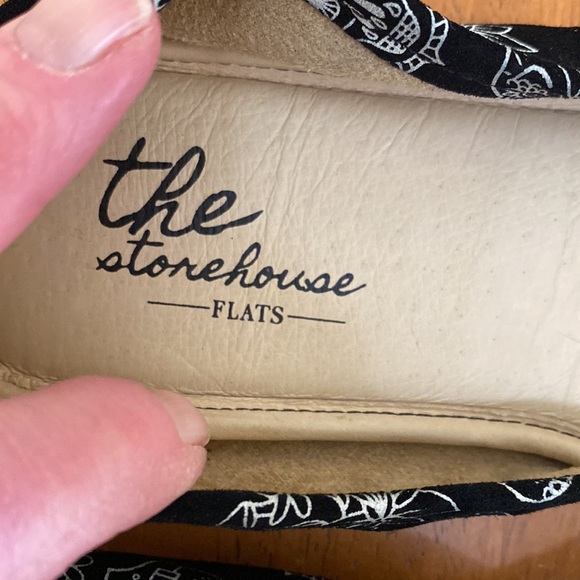 The Storehouse Flats Black and White Leather Sugar Skull Packable Flats - Picture 2 of 7